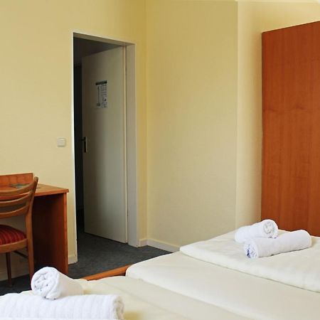 Autobahn Hotel Pfungstadt Ost المظهر الخارجي الصورة