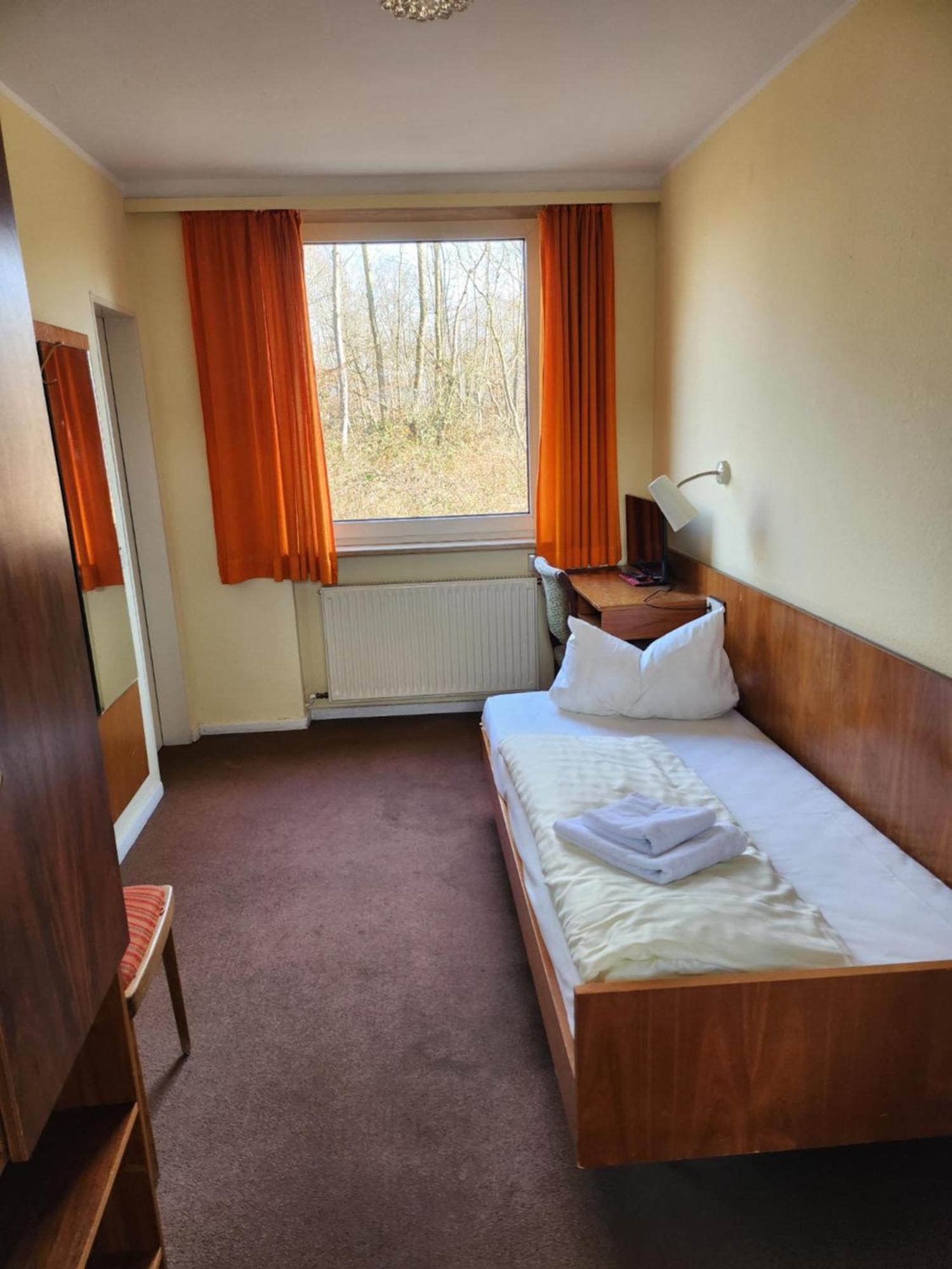 Autobahn Hotel Pfungstadt Ost المظهر الخارجي الصورة